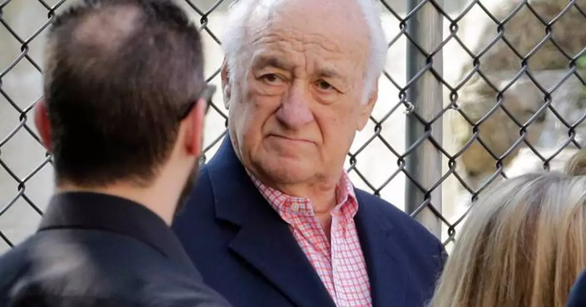 'Sopranos' star Jerry Adler, Broadway backstage vet turned late-in-life actor, dies at 96