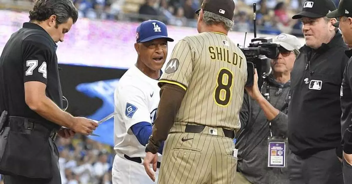 NL West race heats up as Dodgers tie Padres for lead