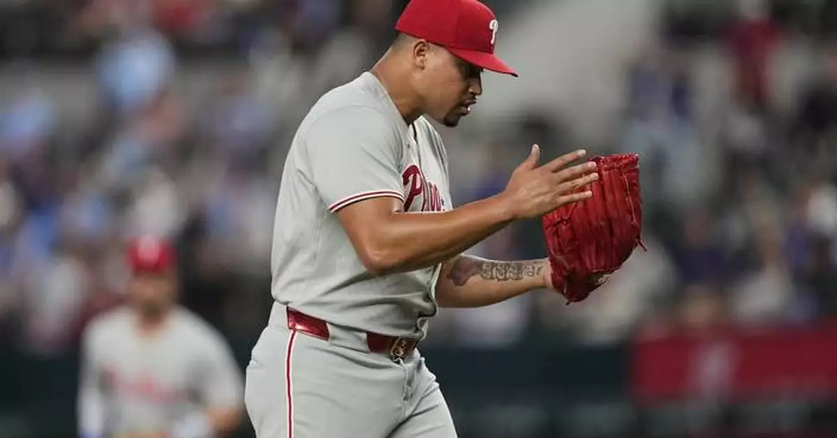 Phillies sweep Rangers with 4-2 win