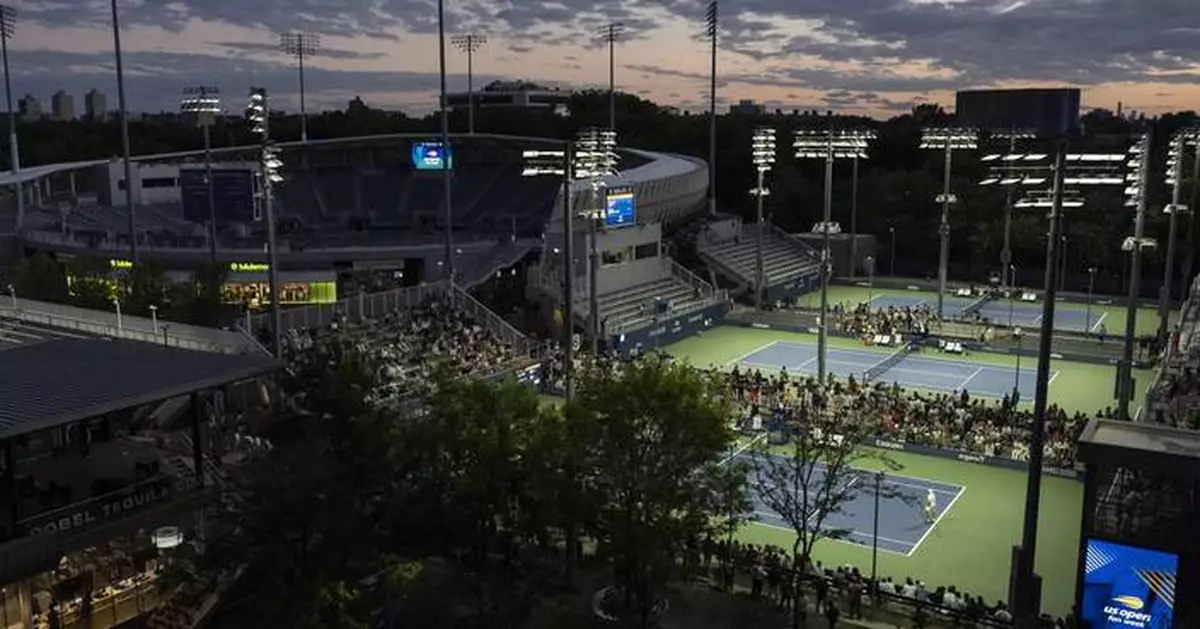 At the US Open, tennis stars shine under dark sky-friendly outdoor lights