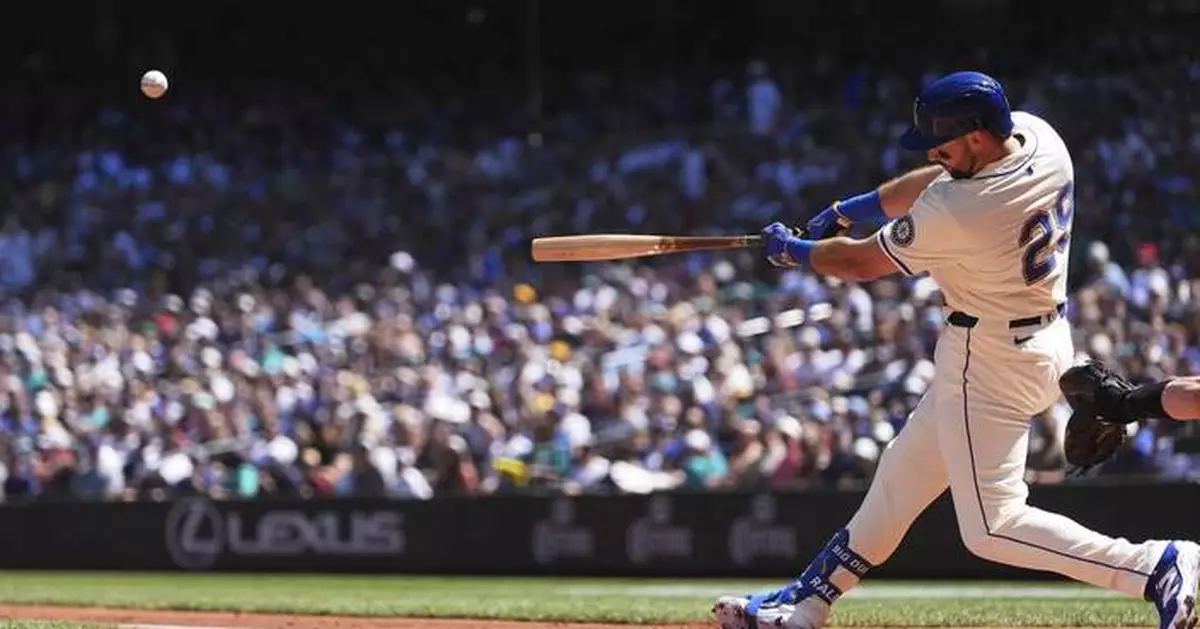 Raleigh hits MLB-leading 45th homer as the Mariners beat the Rays 6-3 for 7th straight win