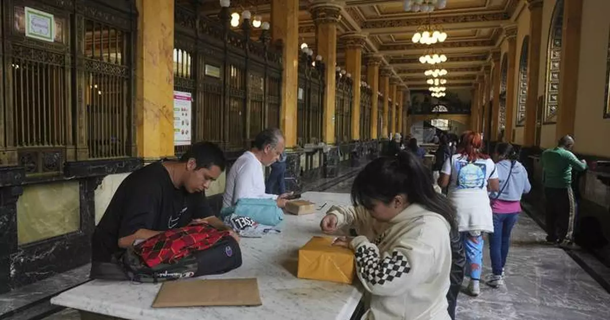 Mexico suspends postal shipments to the US over latest tariff confusion