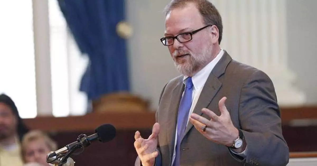 Greg Iles, Mississippi author of 'Natchez Burning' trilogy, dies of cancer at 65