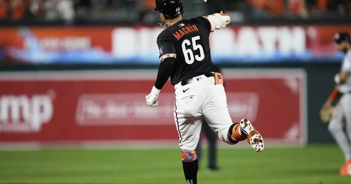 Vimael Machín homers for Orioles in first major league plate appearance since 2022