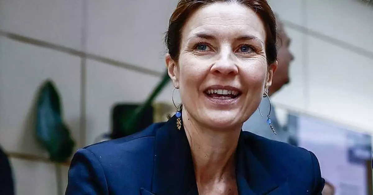 Website forced to close as Italian women fight back against unauthorized online image sharing