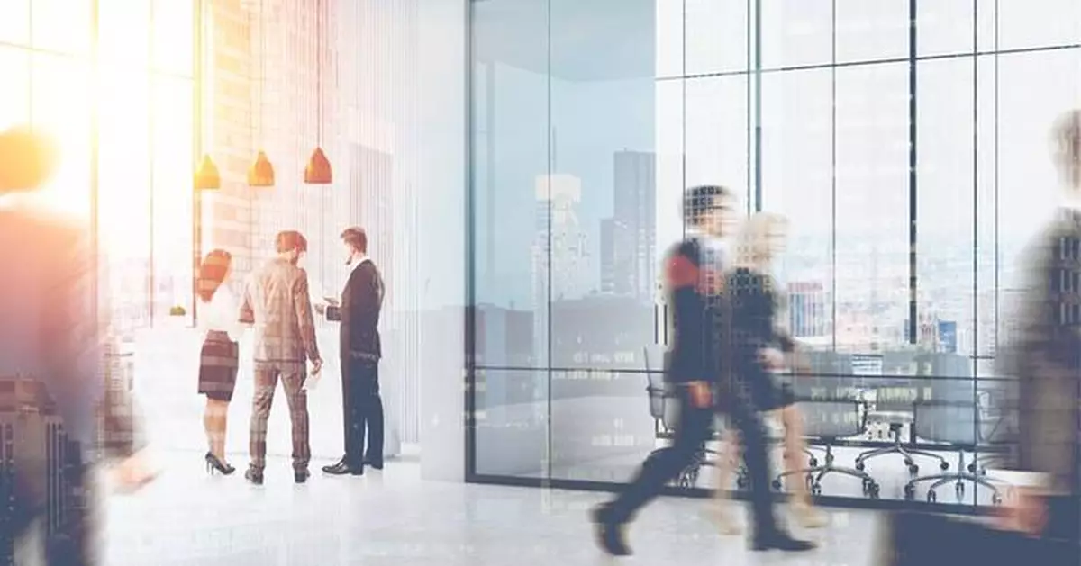 Wells Fargo Commercial Banking Announces Collaboration with the National Center for the Middle Market