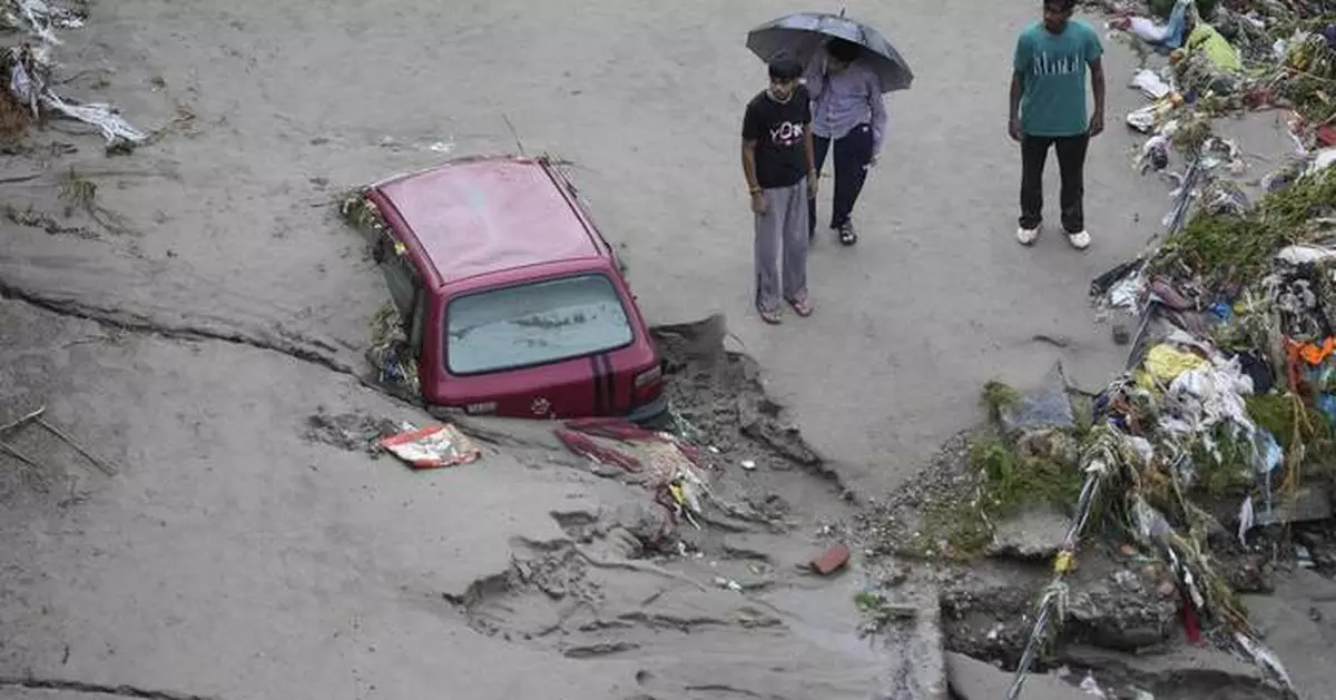 Flash floods leave 34 dead in Indian-controlled Kashmir as over 210,000 in Pakistan are displaced