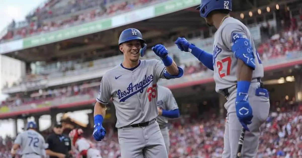 Dodgers activate Max Muncy from injured list, but also put Tommy Edman on the shelf