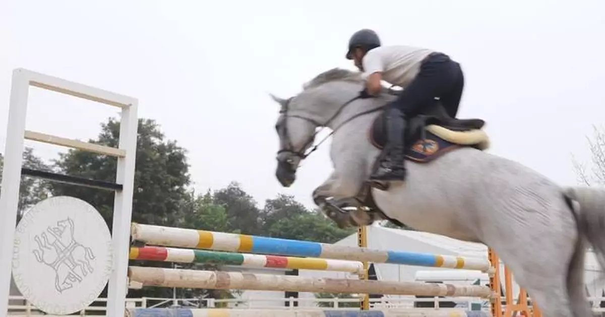 Xizang equestrian team turns passion, tradition into competitive success