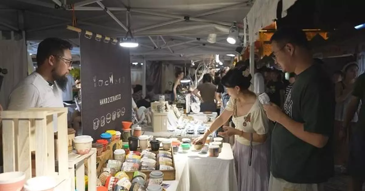 China's porcelain capital Jingdezhen redefines its identity as global handicraft hub