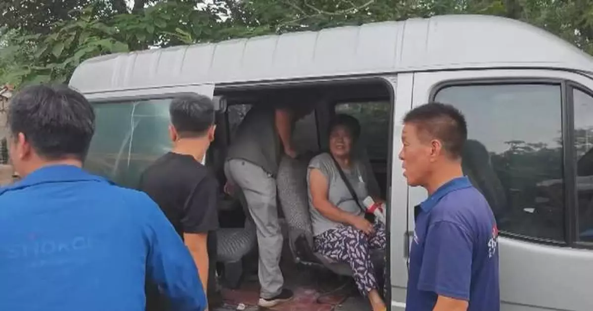 Over 76,000 residents evacuated as Beijing issues highest rainstorm alert