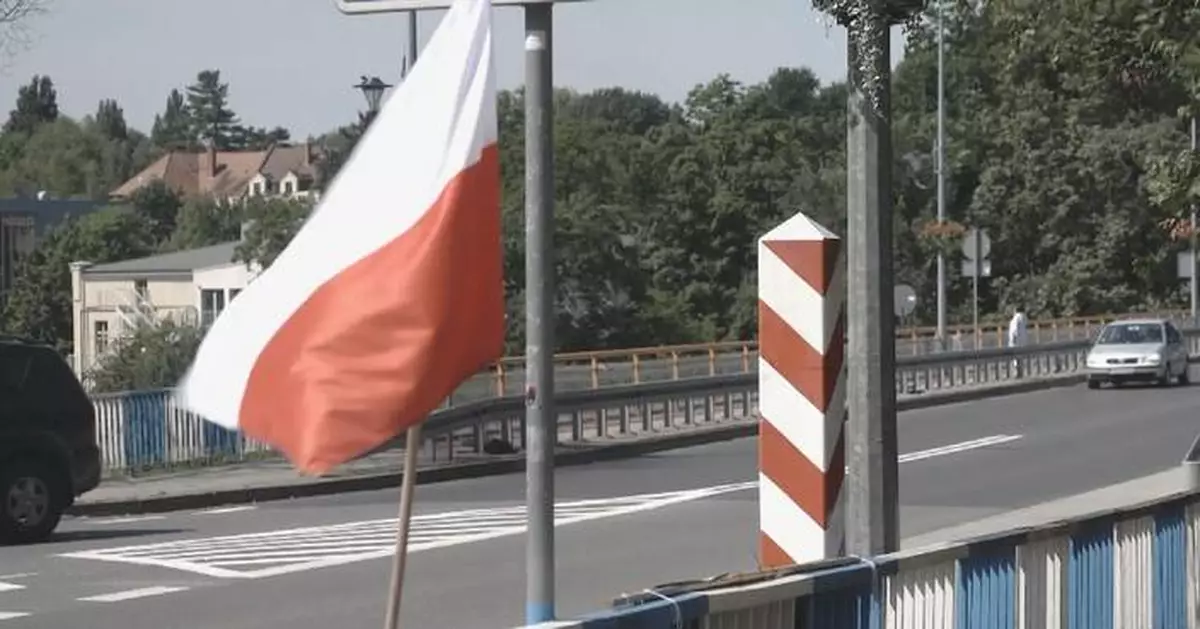 Poland extends temporary border checks with Germany to October