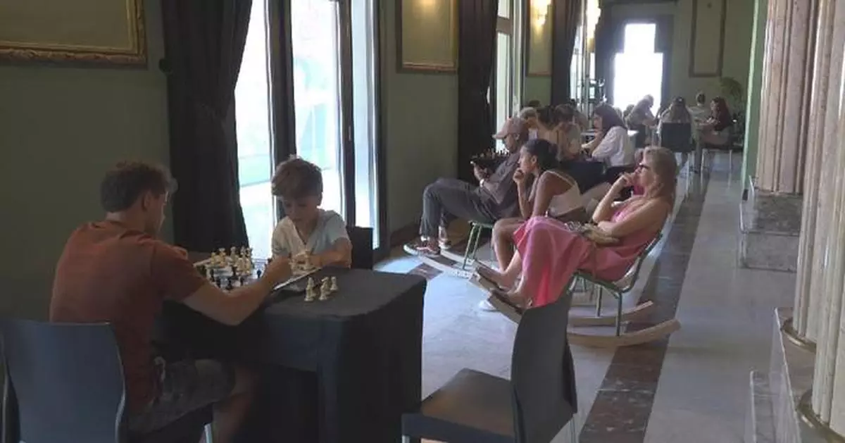 Madrid residents seek relief as cultural venues offer shelter from searing heat