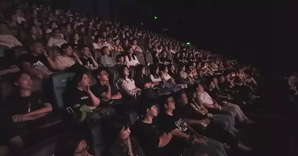 Nanjing Massacre film stirs emotions, leads China's summer box office