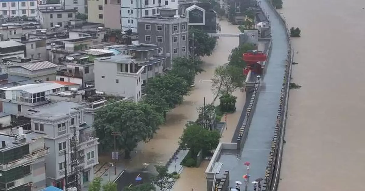 Heavy downpours prompt swift evacuation response in south China