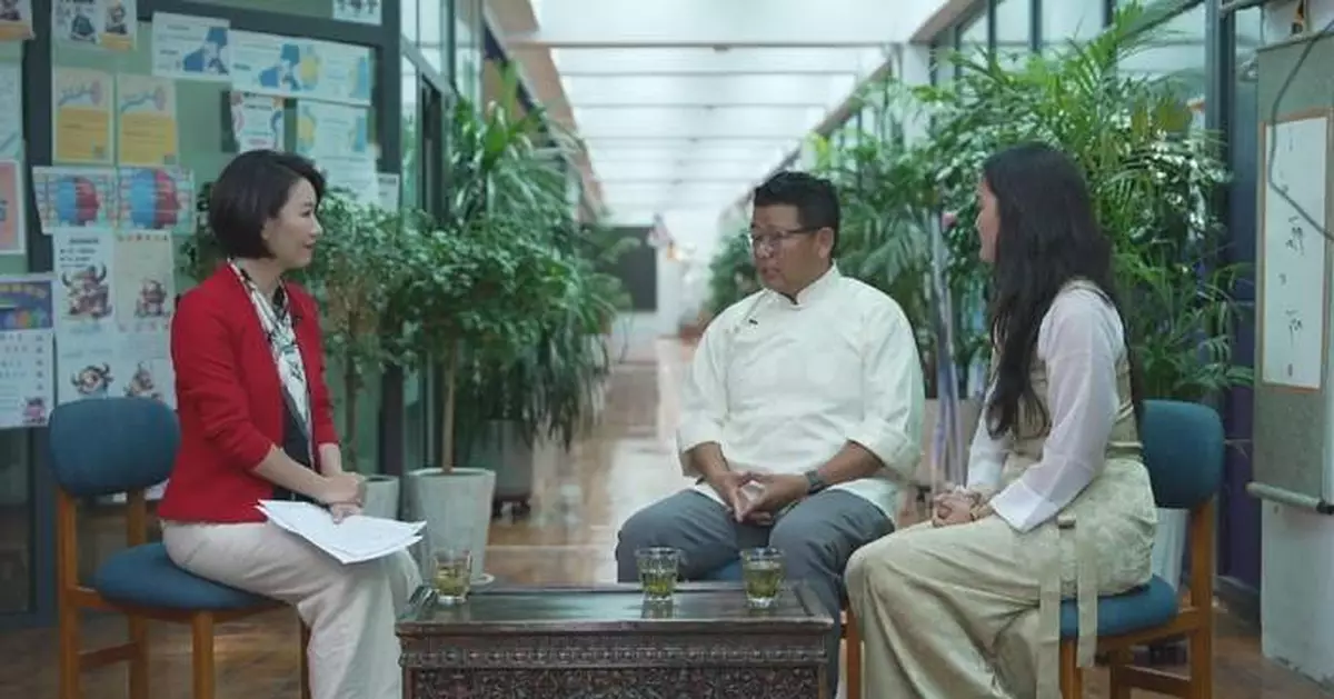 Lhasa English teacher champions personalized learning to prepare students for future