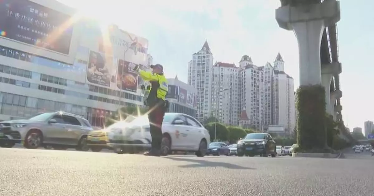 Scorching heatwave grips multiple regions across China