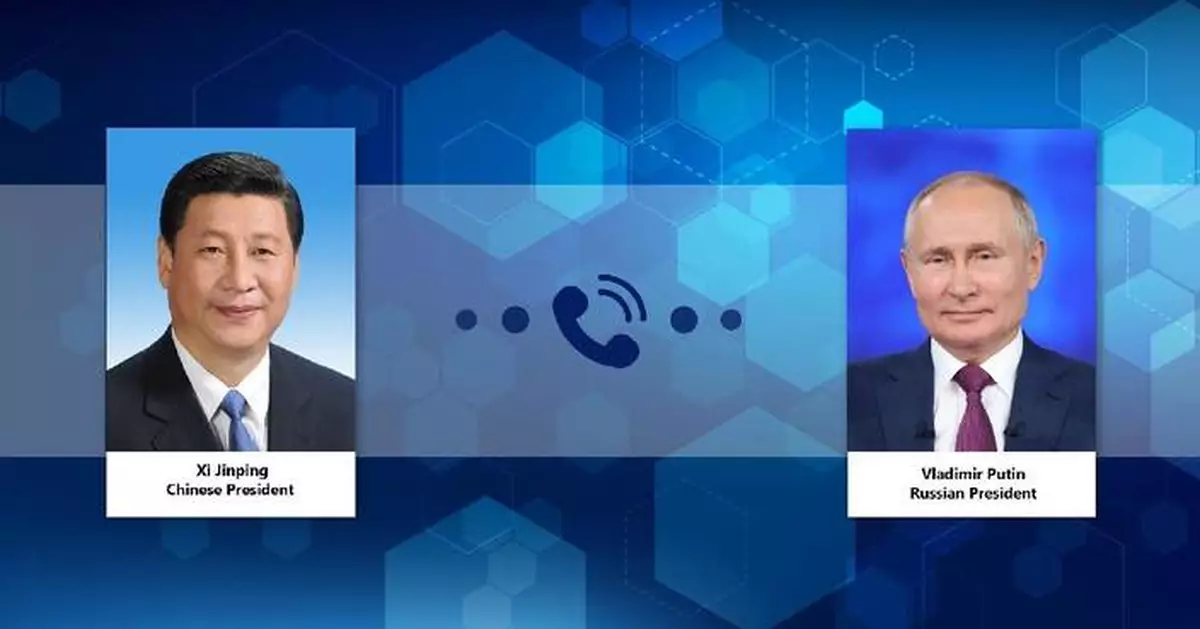 Xi holds phone conversation with Putin