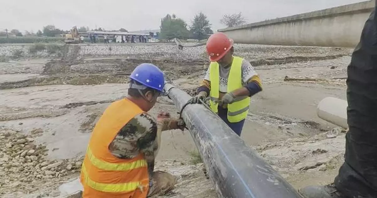 Relief efforts underway in flood-hit Gansu Province