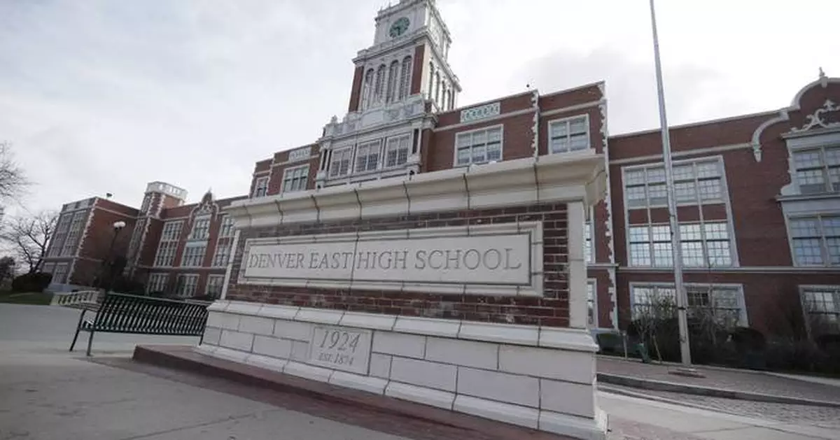 US Education Department says Denver school's all-gender bathrooms violate Title IX