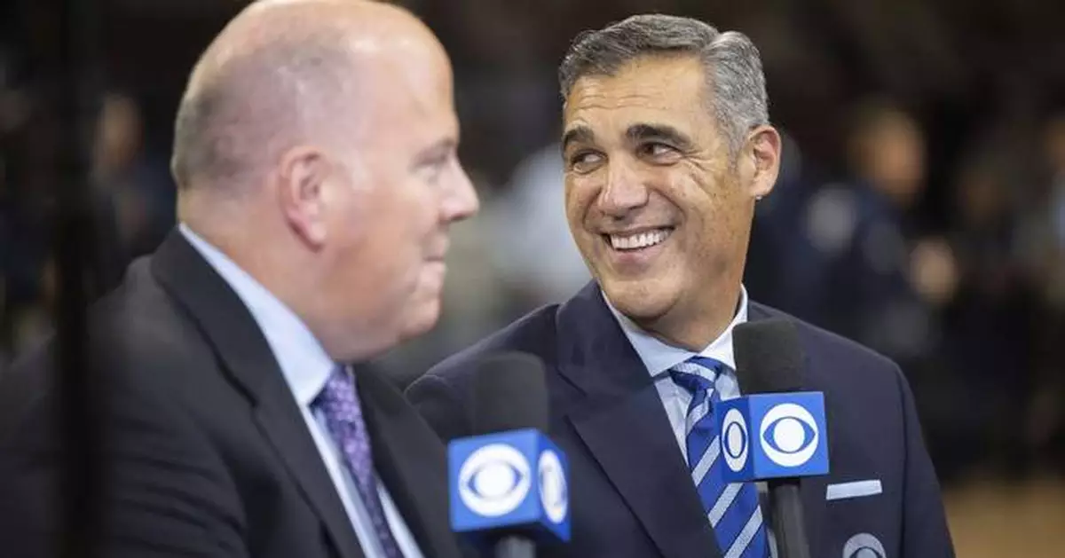 Jay Wright steps away from TV analyst role to focus on Villanova position
