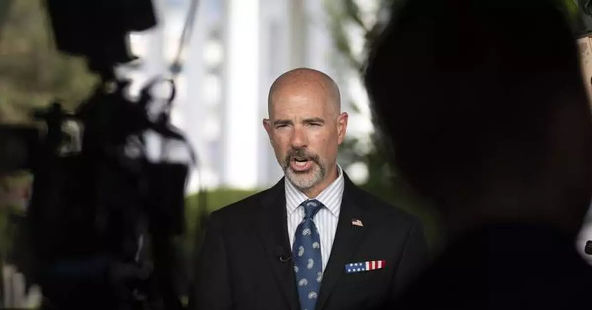 Terry Cole, chosen to take over DC's police force, has spent 22 years at DEA