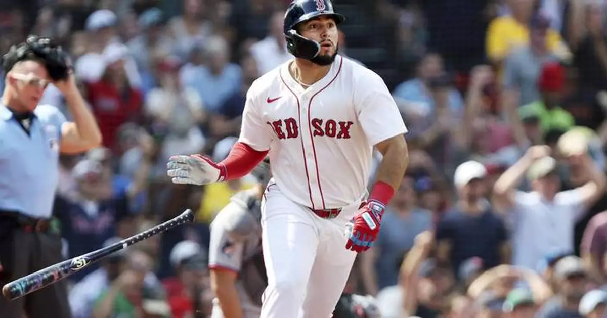 Red Sox promote prospect Jhostynxon Garcia, place OF Wilyer Abreu on injured list