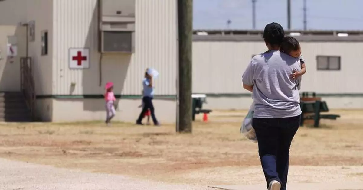 Judge weighs Trump administration's request to end protections for immigrant children