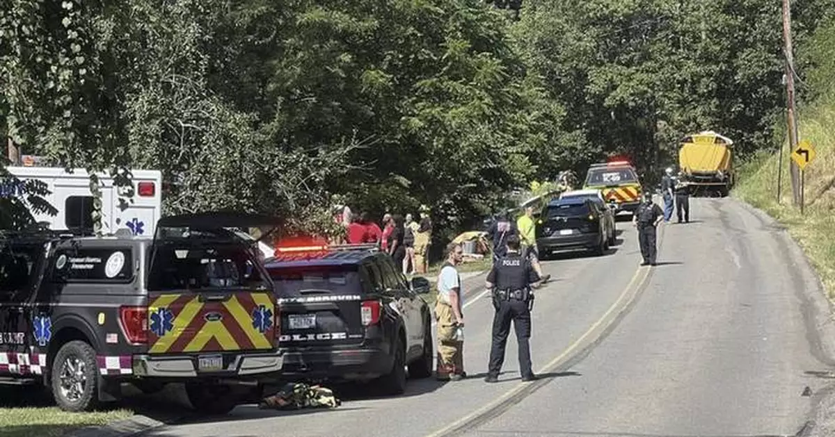 Bus carrying junior high football team crashes near Pittsburgh. 21 people are taken to hospitals