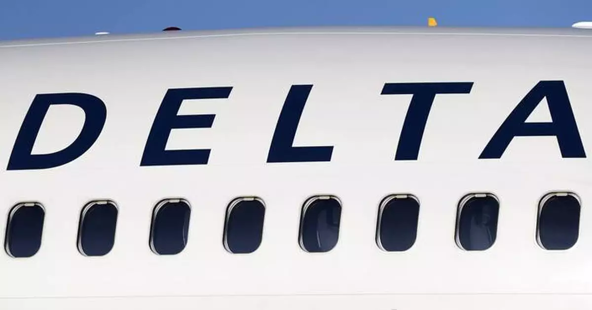 Delta plane wing clips empty aircraft during pushback from gate in Atlanta