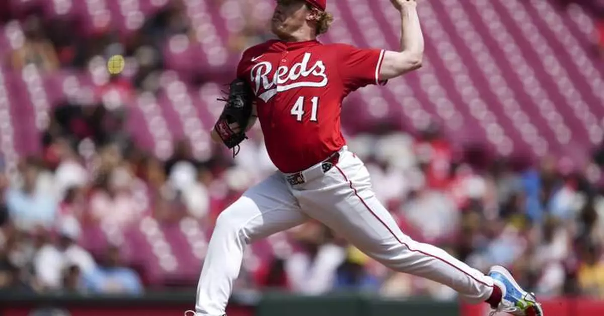 Reds end Brewers' franchise-record, 14-game winning streak on Hays' bases-loaded hit in the 10th