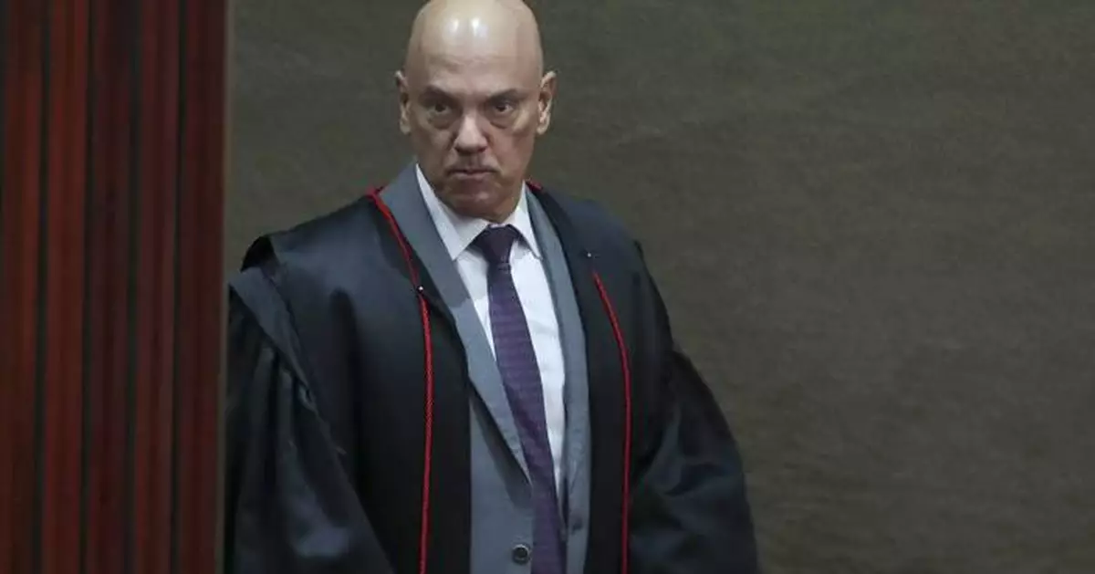 Division among Brazilians over Bolsonaro house arrest order could set the tone for next election