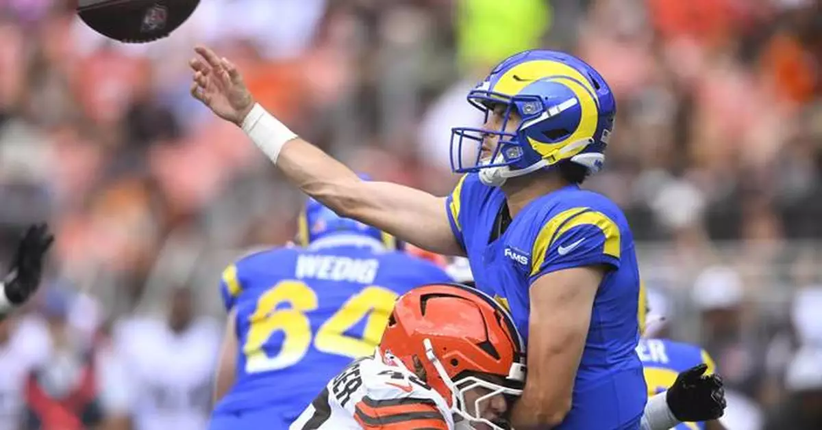 Shedeur Sanders struggles, Tyler Huntley leads Browns to last-second 19-17  preseason win over Rams