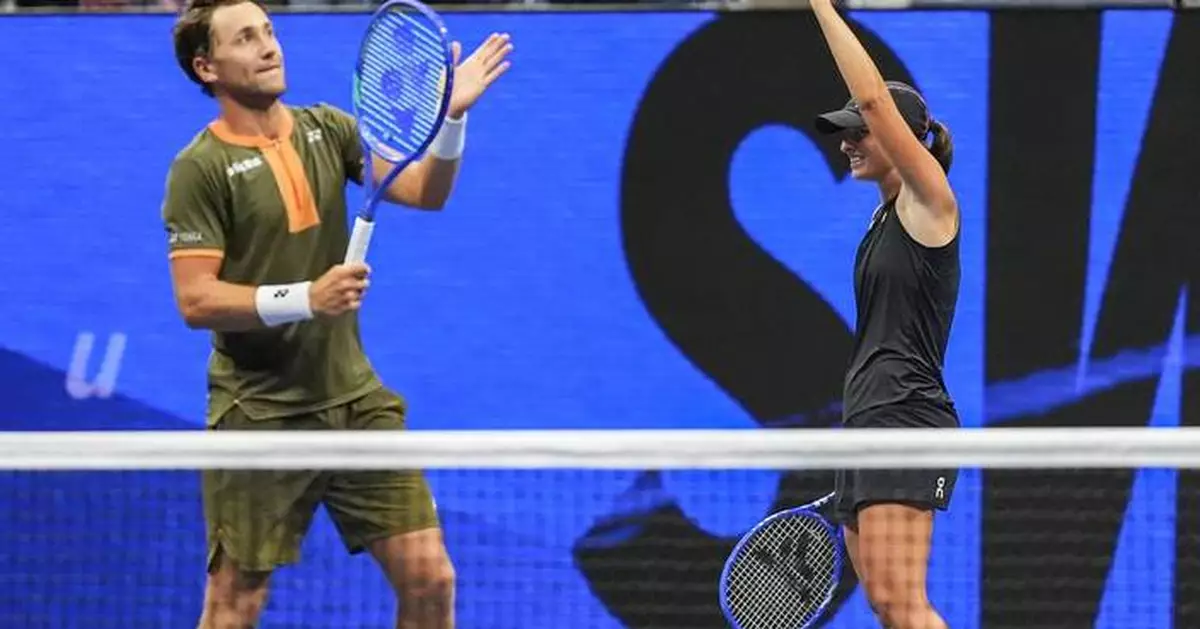 Errani and Vavassori win revamped US Open mixed doubles to defend their title