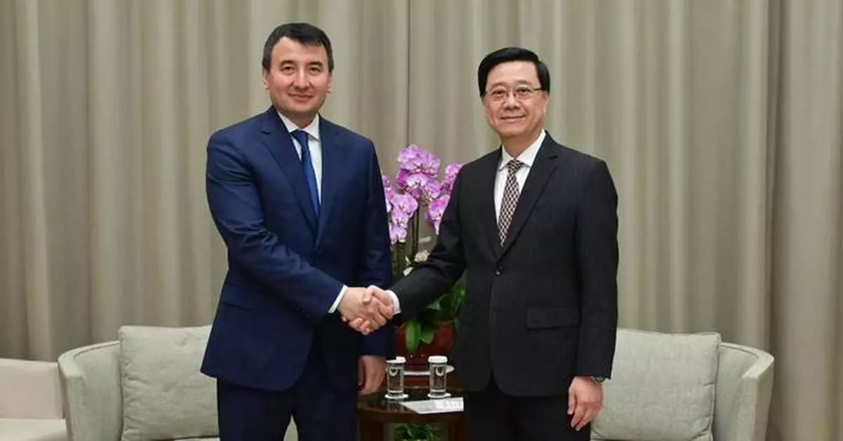 John Lee Meets Uzbekistan Deputy PM to Discuss Economic Cooperation and Educational Opportunities in Hong Kong