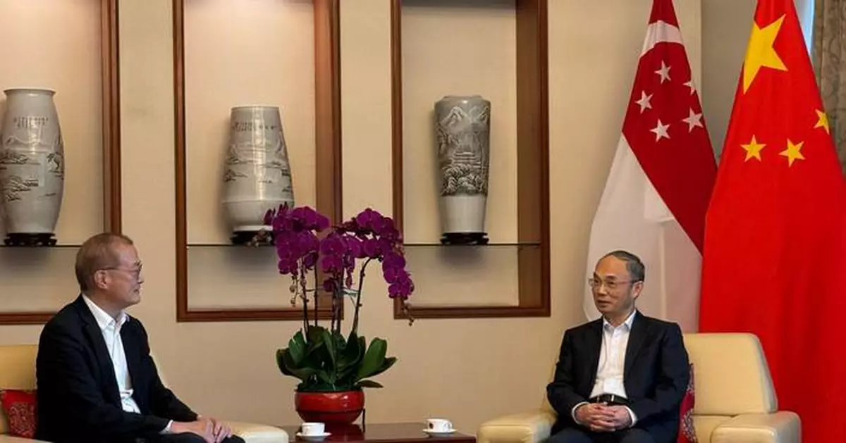 Hong Kong Health Secretary Visits Singapore to Discuss Healthcare Reforms and Innovations