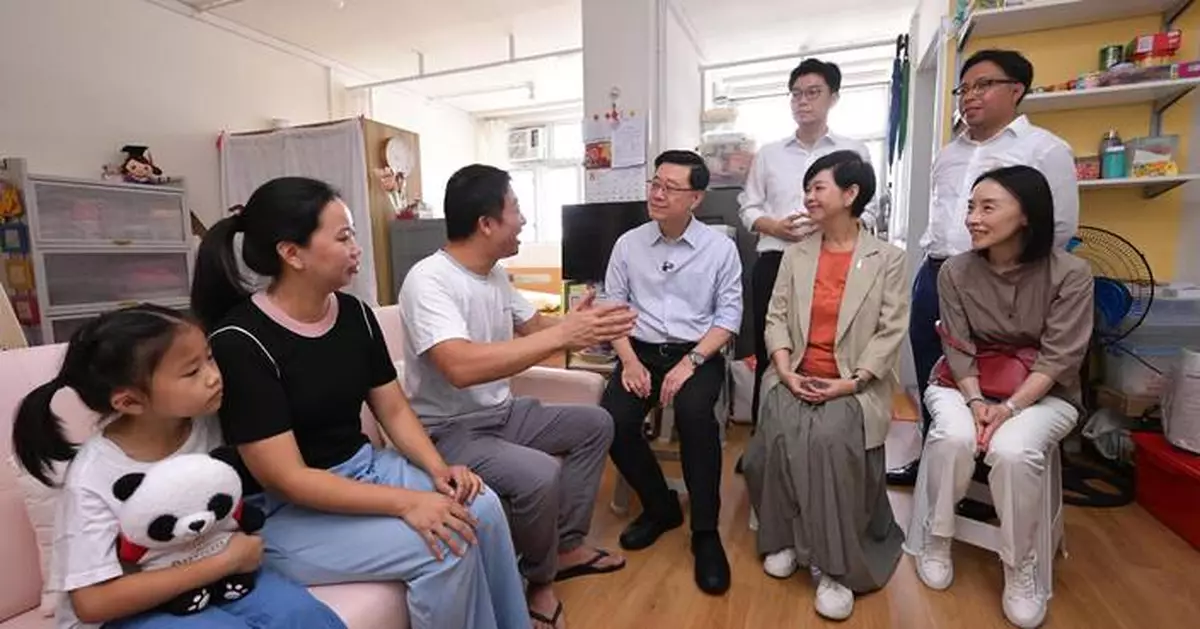 John Lee Tours Housing Projects, Engages Public Ahead of 2025 Policy Address in Kwun Tong District