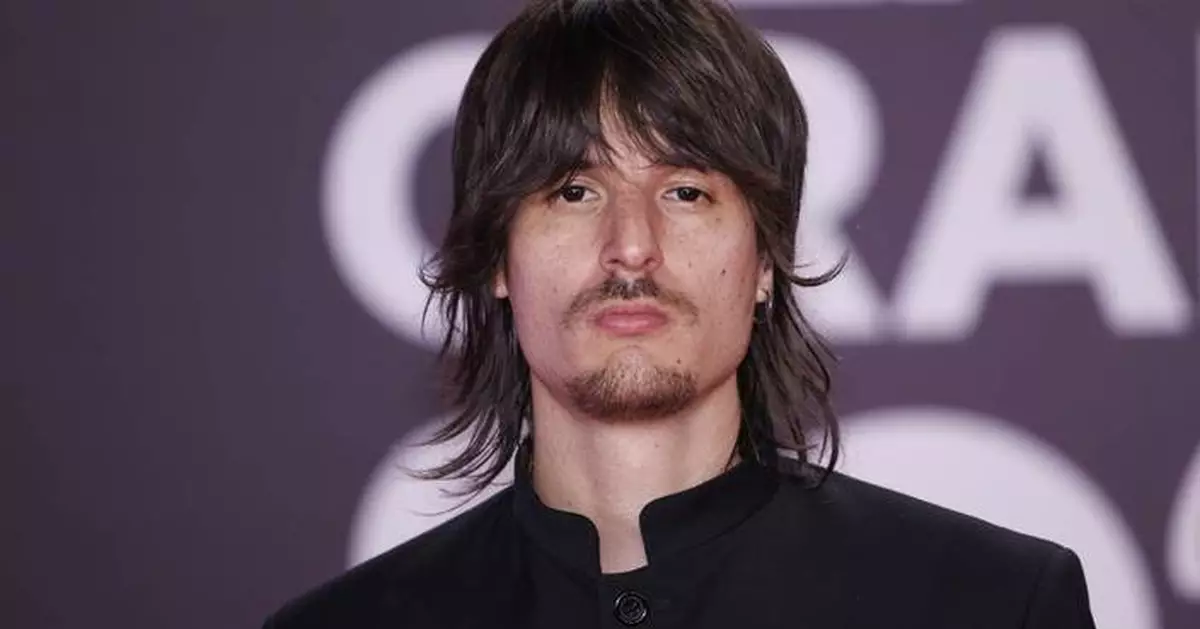 Danny Ocean gets on a tropical vibe for 'Babylon Club'