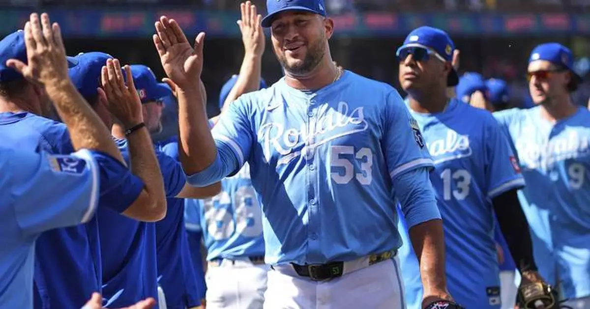 India and Frazier hit two-run homers to rally Royals to 6-2 win over the White Sox