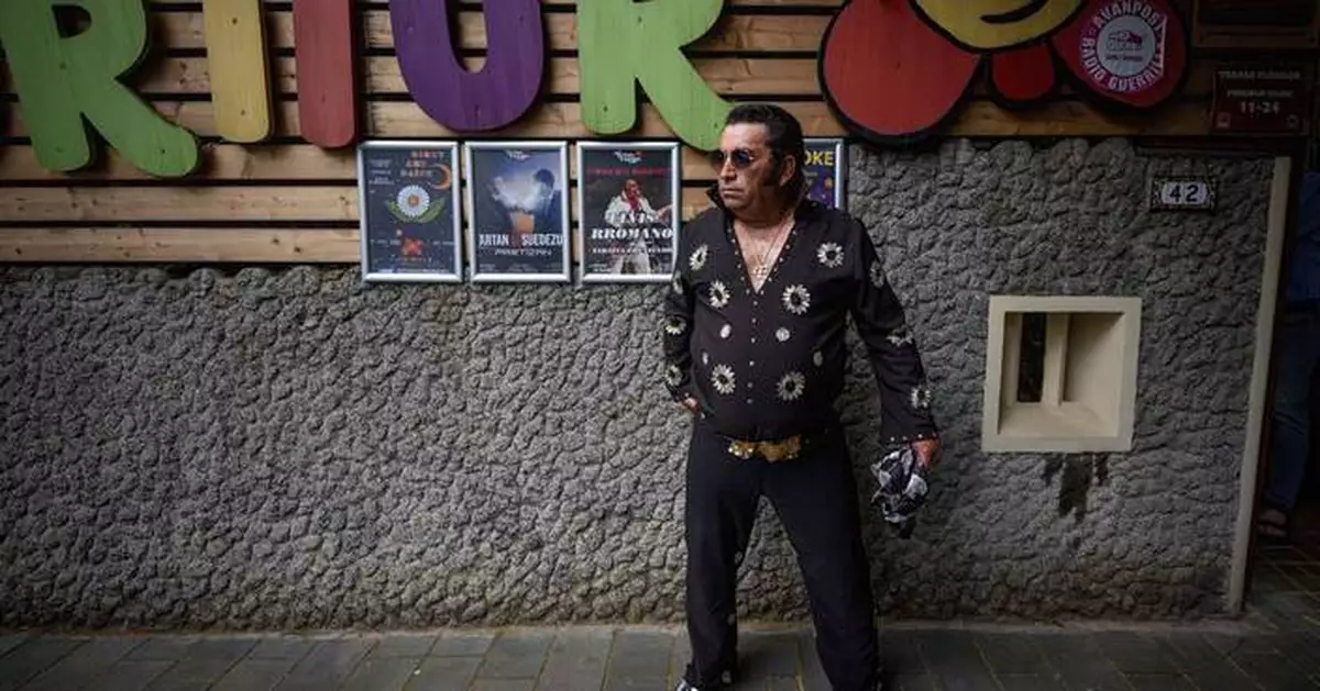 Don’t Be Cruel: Photos of a Roma performer fighting discrimination, one Elvis song at a time