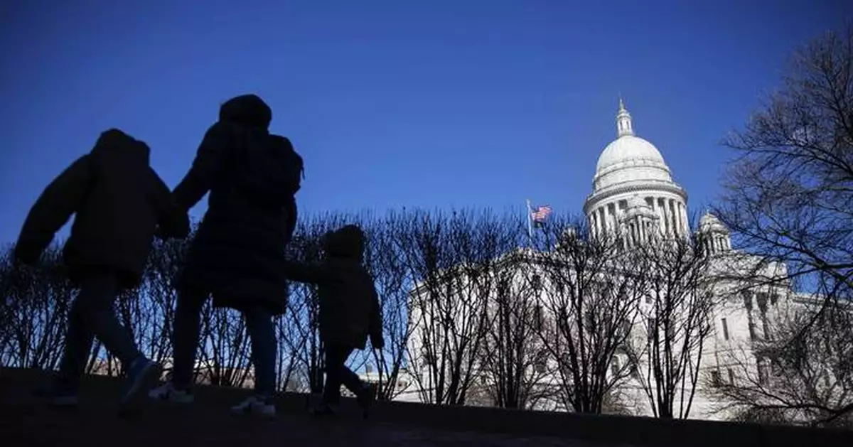 Judge rules that Rhode Island's gun permit system does not violate Second Amendment