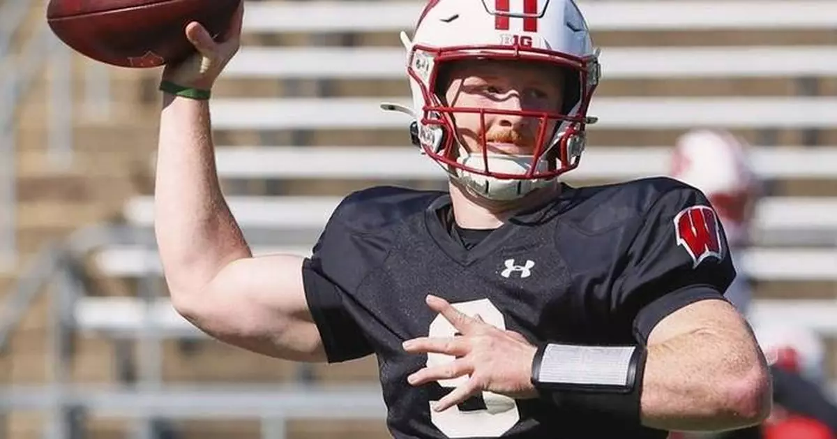 Wisconsin QB Billy Edwards Jr. week to week with knee sprain, AP source says