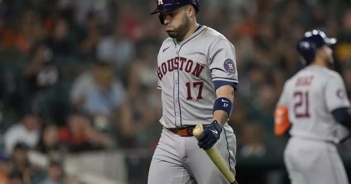 Houston Astros place catcher Victor Caratini on the concussion injured list