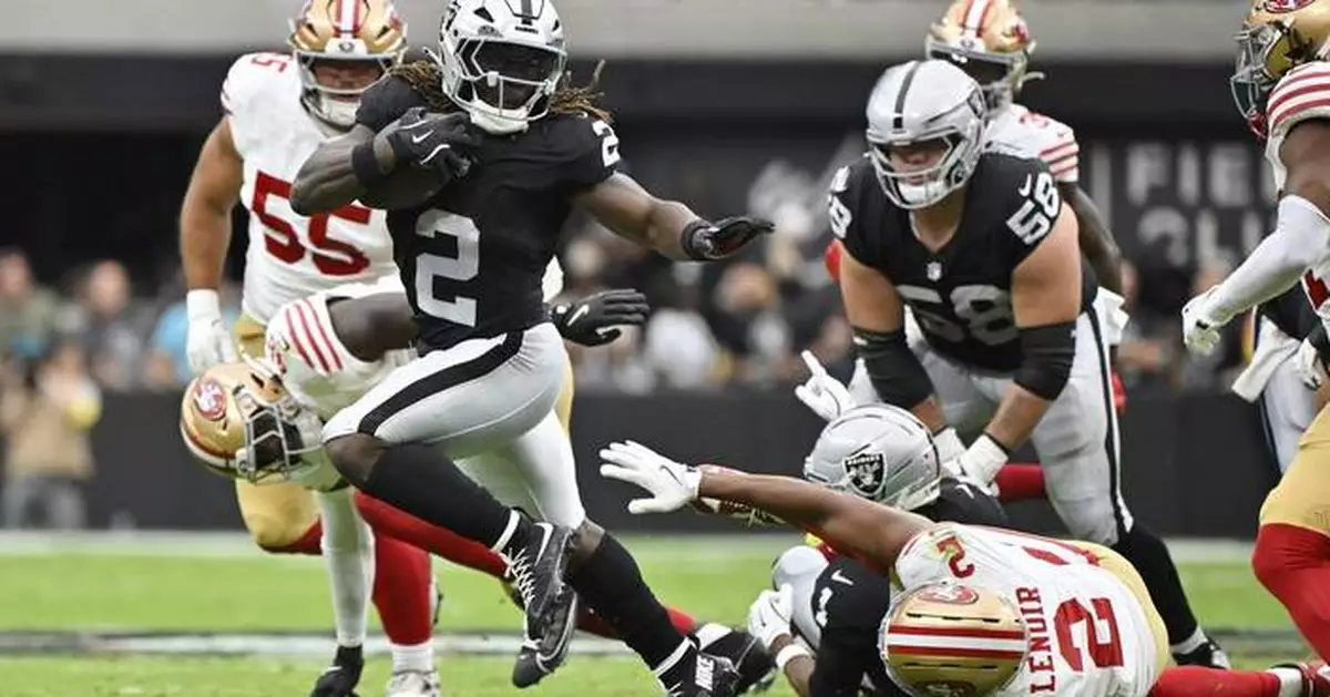 Raiders rookie Ashton Jeanty takes a hit, then delivers one in 22-19 loss to the 49ers