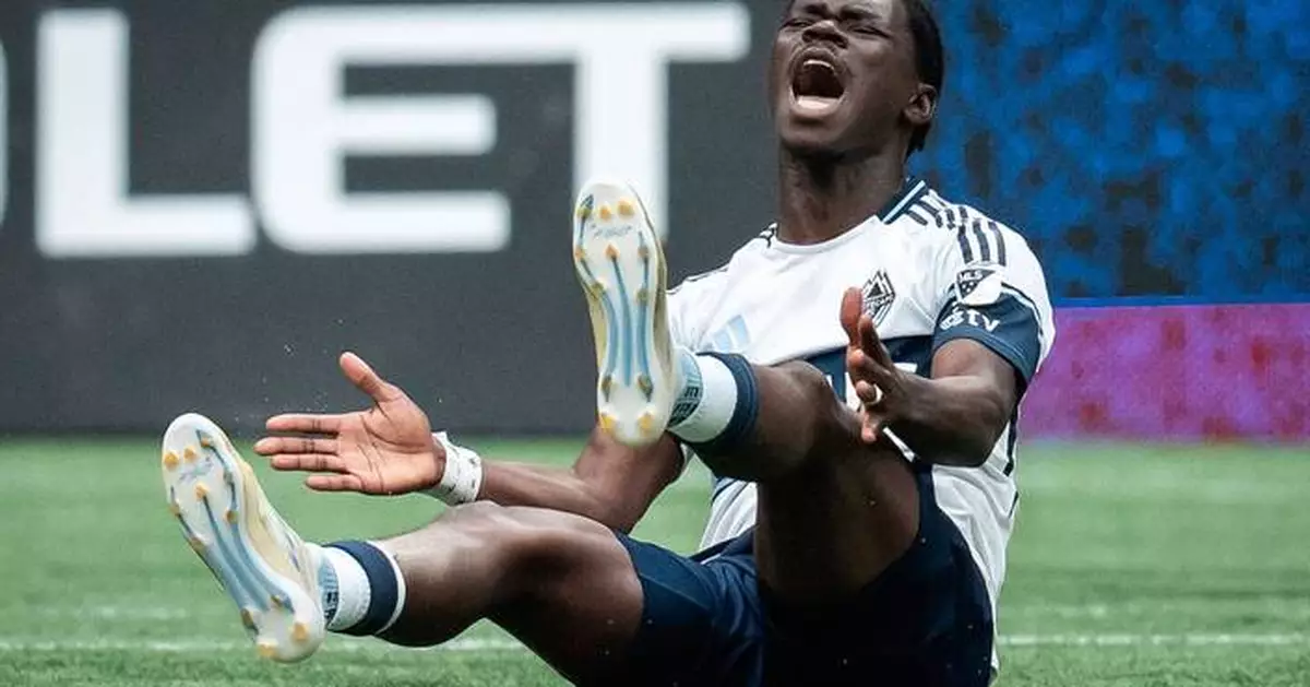 José Artur scores in stoppage time to rally Dynamo to 1-1 draw with Whitecaps