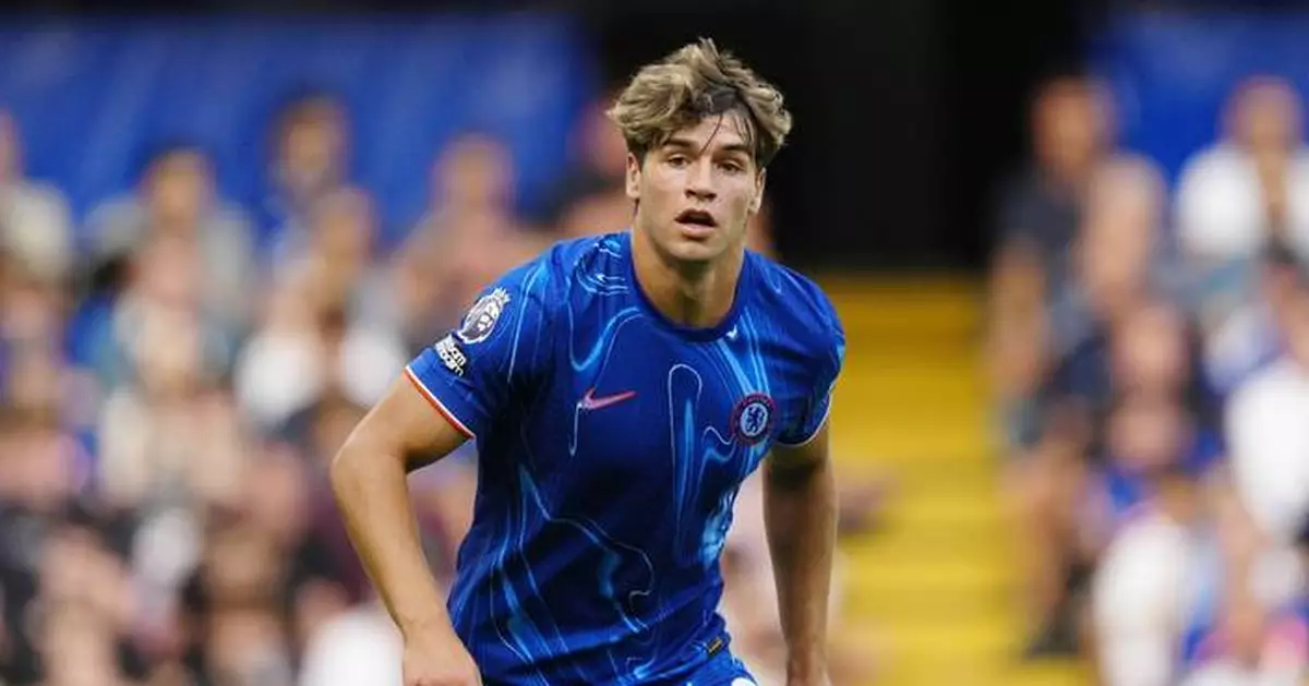 Chelsea striker Marc Guiu joins promoted Sunderland on loan