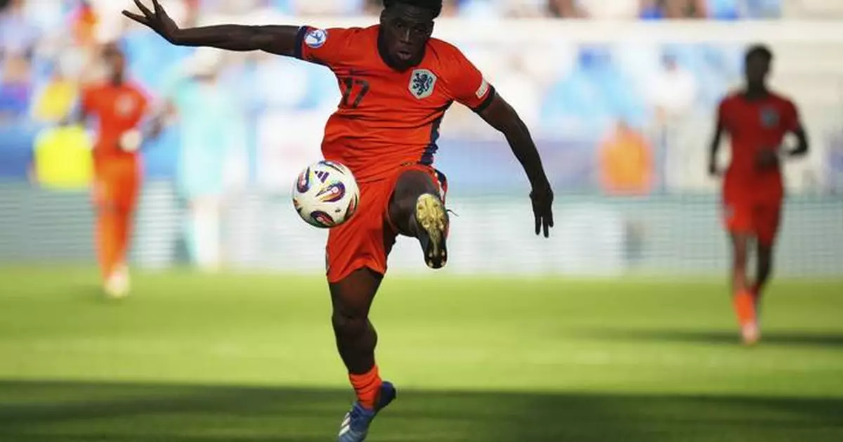 'I leave defenders behind for breakfast': Leverkusen signs young Dutch winger Ernest Poku