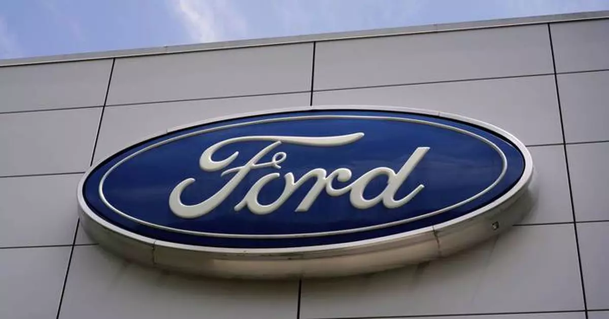 Ford recalls more than 355,000 pickup trucks over instrument display failure on the dashboard
