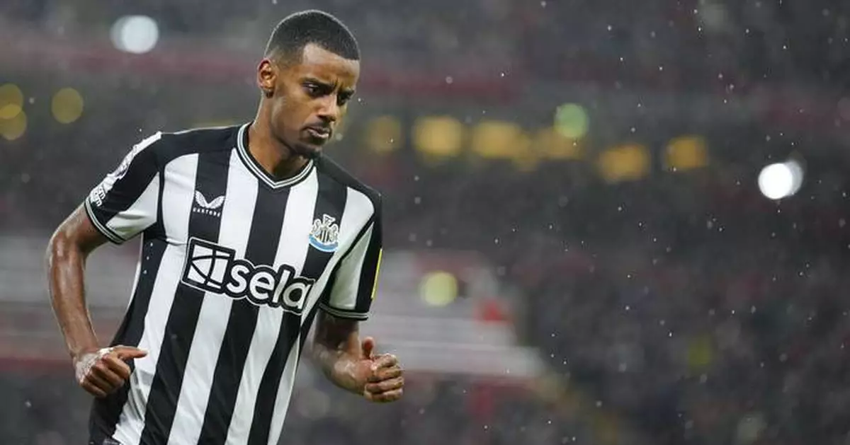 Isak selected by Sweden amid transfer saga at Newcastle