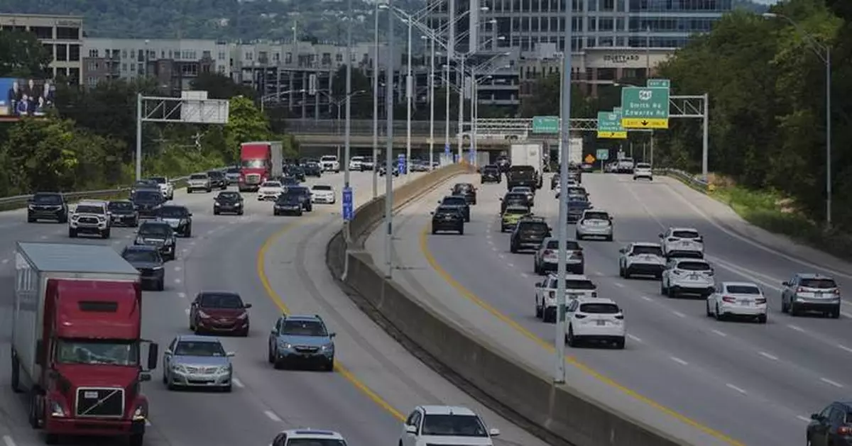 Trump's EPA is targeting key vehicle pollution rules. What that means for carmakers